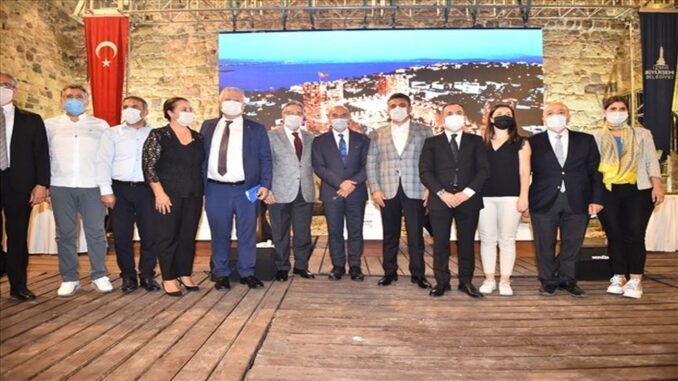 Baskan Soyerden Yeni Otobus Siparisi Baskan Soyerden Yeni Otobus Siparisi