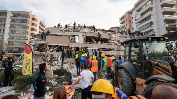 Izmir Depremi